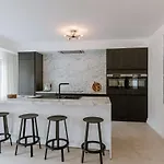 Casiola - Modern 3-bedroom With Family-friendly Touches * Oostende