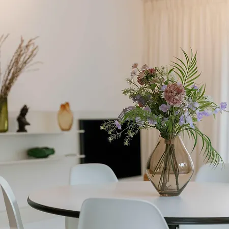 Casiola - Modern 3-bedroom With Family-friendly Touches Daire