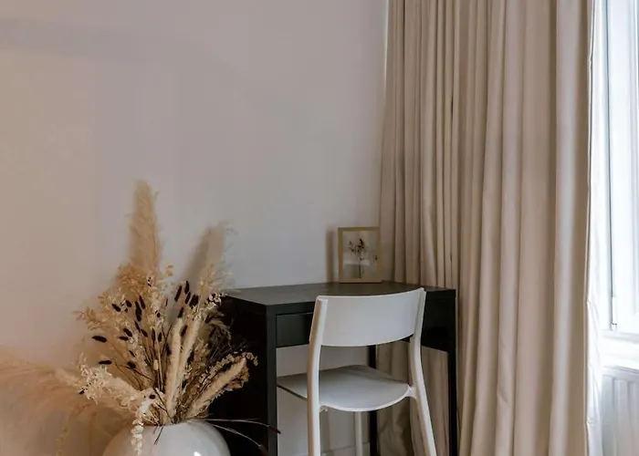 Apartment Casiola - Modern 3-bedroom With Family-friendly Touches Ostend