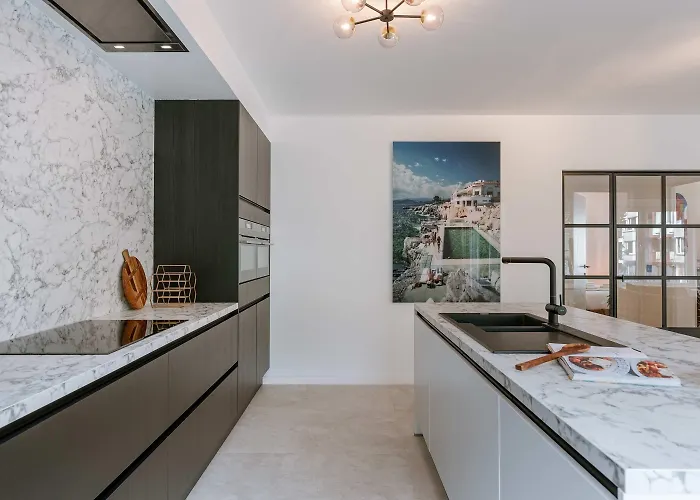 Apartment Casiola - Modern 3-bedroom With Family-friendly Touches Ostende