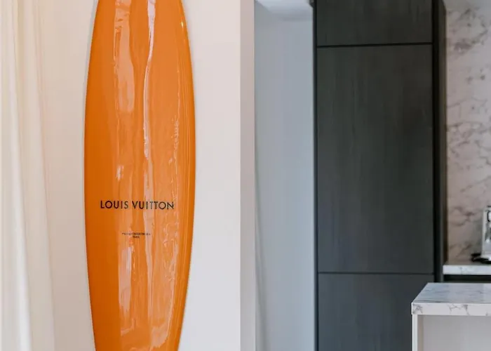 Apartment Casiola - Modern 3-bedroom With Family-friendly Touches Ostende